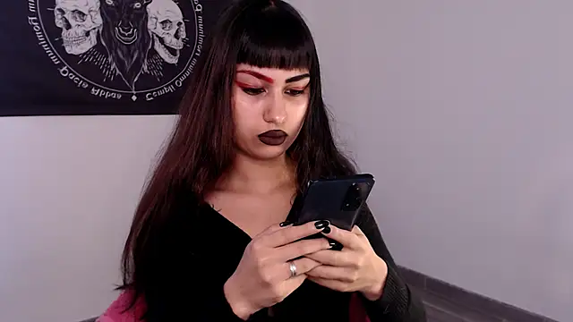 Little-Lucifer online show from 11/11/25, 08:31