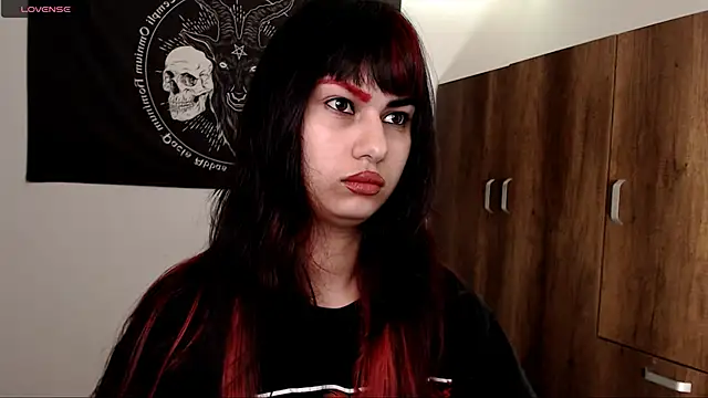 Little-Lucifer online show from 06/03/26, 01:52