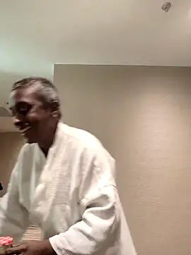 mamakarma1403 online show from 04/26/26, 03:26