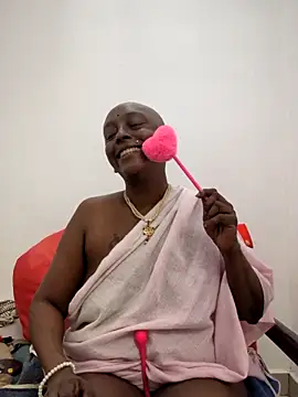 mamakarma1403 online show from 05/18/26, 04:07
