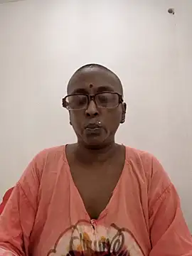 mamakarma1403 online show from 06/14/26, 03:36