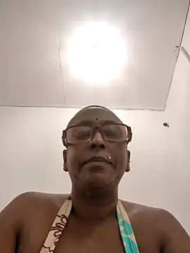 mamakarma1403 online show from 06/16/26, 12:52