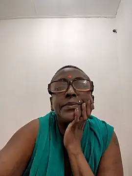 mamakarma1403 online show from 06/27/26, 12:55