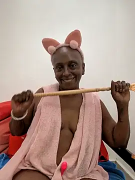 mamakarma1403 online show from 07/11/26, 04:21
