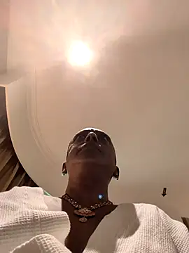 mamakarma1403 online show from 07/18/26, 04:38