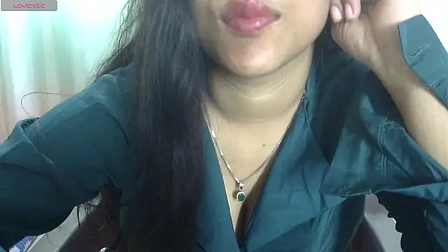 Preeti-Sexy online show from 02/17/26, 08:00