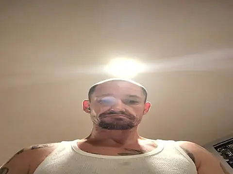 Snapshot of Colmmcx chatting on 12/18/25, 09:21 Colmmcx online show from 12/18/25, 09:21