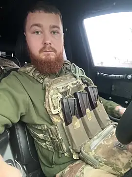 Snapshot of Artur6663 chatting on 12/22/24, 12:05 Artur6663 online show from 12/22/24, 12:05