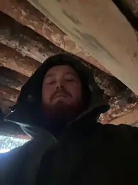 Snapshot of Artur6663 chatting on 12/26/24, 11:32 Artur6663 online show from 12/26/24, 11:32