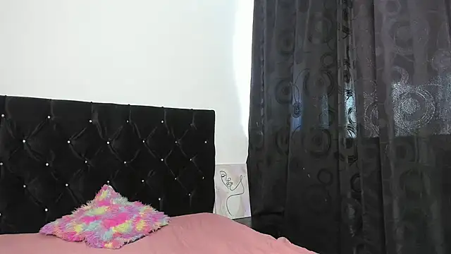 AlissonTeylor online show from 12/05/24, 01:17