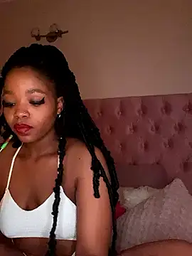ItsLeyaa online show from 12/01/24, 05:57
