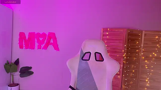 Miss Mia Murr online show from 09/26/25, 03:32