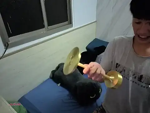 bbhiShark online show from 09/26/25, 12:20