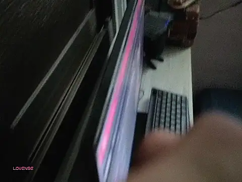 bbhiShark online show from 11/02/25, 08:28