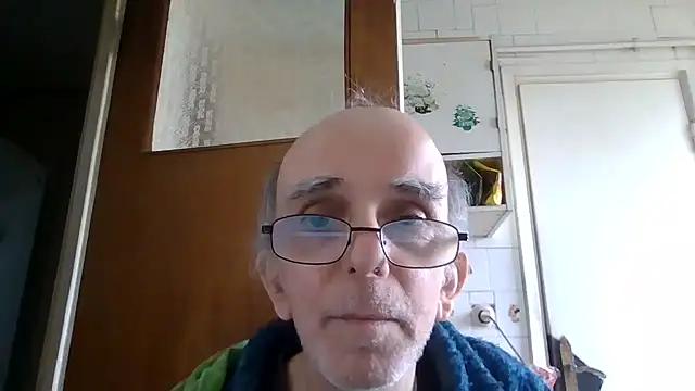 mariusica1xh online show from 04/11/26, 09:46