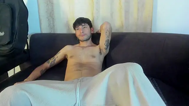 Henrikk senn online show from 10/17/25, 10:01