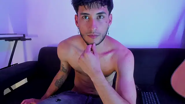 Henrikk senn online show from 11/26/25, 10:00