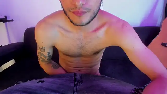 Henrikk senn online show from 11/27/25, 02:19