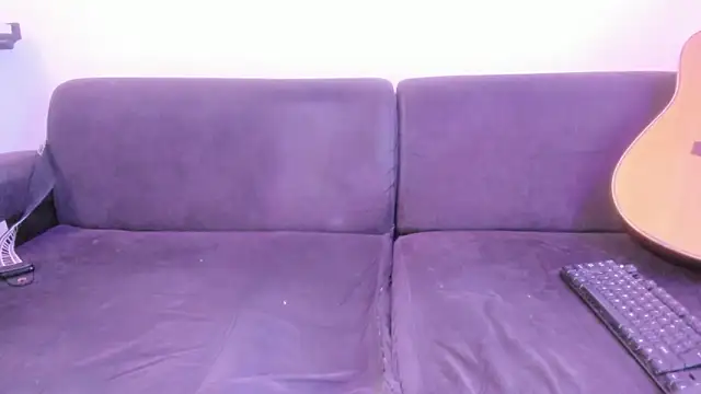 Henrikk senn online show from 06/17/26, 02:03