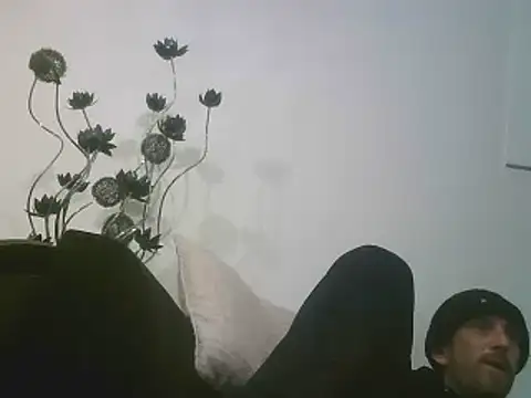 Snapshot of PocoLoco420 chatting on 01/11/26, 11:43 PocoLoco420 online show from 01/11/26, 11:43