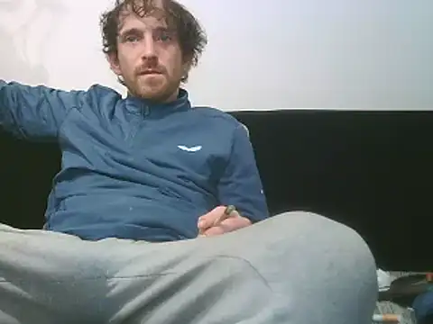Snapshot of PocoLoco420 chatting on 01/14/26, 11:42 PocoLoco420 online show from 01/14/26, 11:42