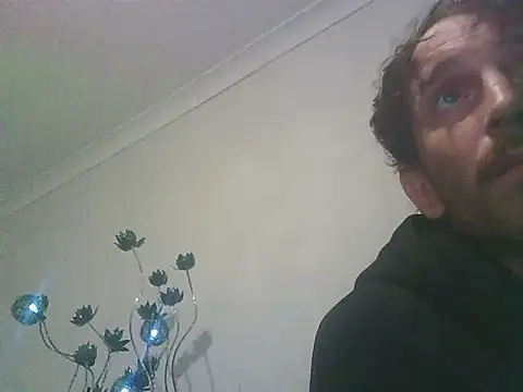 Snapshot of PocoLoco420 chatting on 02/06/26, 12:15 PocoLoco420 online show from 02/06/26, 12:15