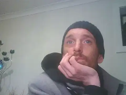 Snapshot of PocoLoco420 chatting on 02/11/26, 11:10 PocoLoco420 online show from 02/11/26, 11:10