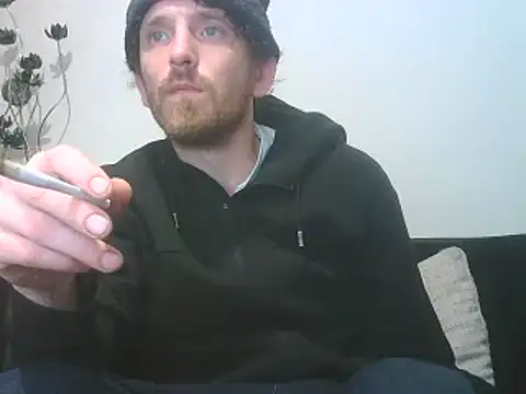 Snapshot of PocoLoco420 chatting on 03/07/26, 11:24 PocoLoco420 online show from 03/07/26, 11:24
