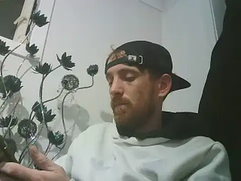 Snapshot of PocoLoco420 chatting on 05/06/26, 10:15 PocoLoco420 online show from 05/06/26, 10:15