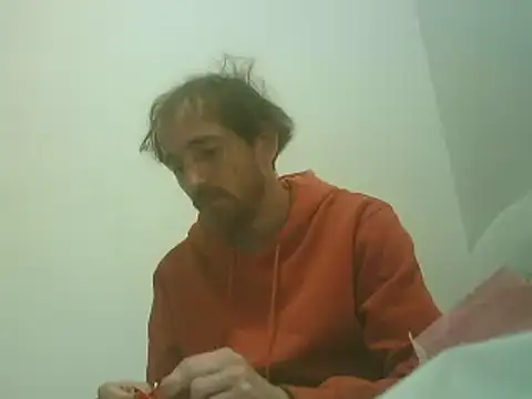 Snapshot of PocoLoco420 chatting on 06/10/26, 09:25 PocoLoco420 online show from 06/10/26, 09:25