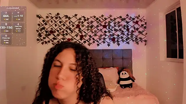 Lilith Miller21 online show from 11/28/25, 07:49