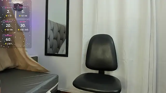 Little Venus03 online show from 01/10/25, 12:26