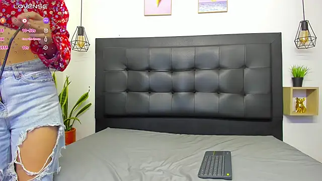 Little Venus03 online show from 01/22/25, 02:37