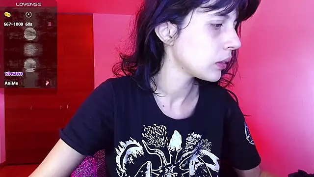 Snapshot of bellatrix25 chatting on 02/11/25, 02:13 bellatrix25 online show from 02/11/25, 02:13