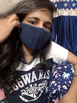 Snapshot of Nehubhabhi26 chatting on 09/18/25, 05:04 Nehubhabhi26 online show from 09/18/25, 05:04