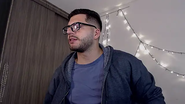 thomas gun online show from 01/07/25, 04:18