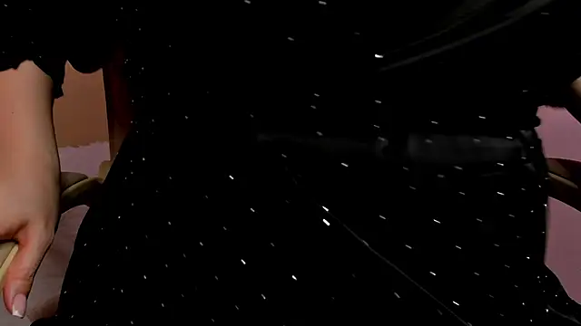 Helens love online show from 12/26/24, 11:32