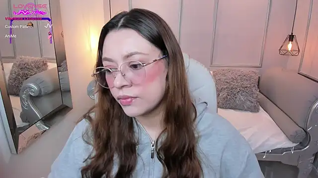 Lanna18 online show from 09/29/25, 11:59