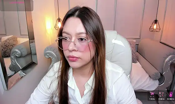 Lanna18 online show from 10/03/25, 11:51