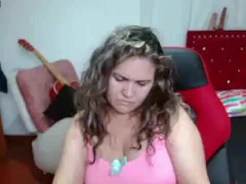 helenca43 online show from 02/18/25, 11:55