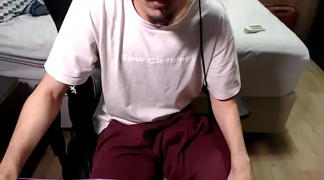 Snapshot of ViniBruv chatting on 02/06/25, 12:33 ViniBruv online show from 02/06/25, 12:33