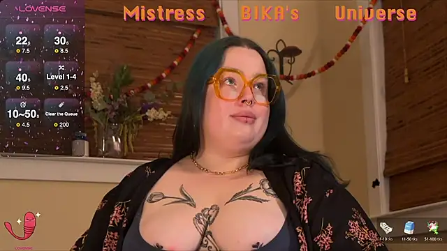 MissBika online show from 03/04/25, 02:27