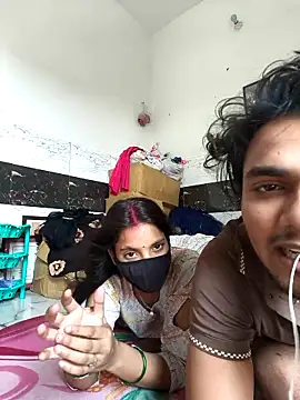 Snapshot of riya190 chatting on 10/04/25, 08:45 riya190 online show from 10/04/25, 08:45