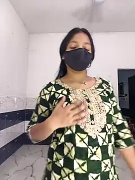 Snapshot of riya190 chatting on 10/05/25, 05:22 riya190 online show from 10/05/25, 05:22