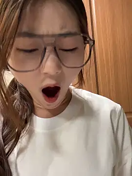 Sweet-Angel999 online show from 11/28/25, 03:04