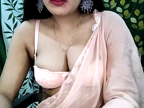 Aarvi Arora online show from 10/10/25, 09:52