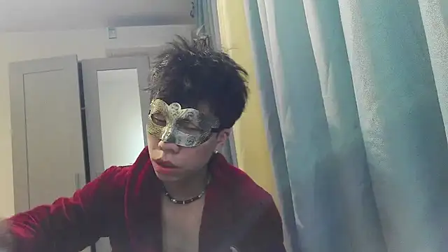 Snapshot of shuai321 chatting on 03/11/25, 12:17 shuai321 online show from 03/11/25, 12:17