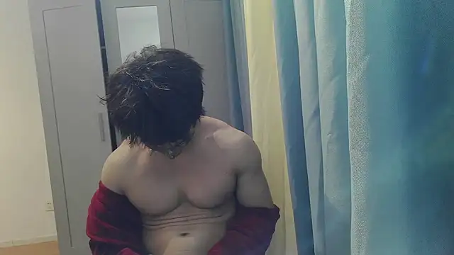 Snapshot of shuai321 chatting on 03/11/25, 03:56 shuai321 online show from 03/11/25, 03:56