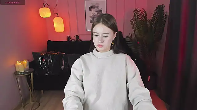 Lily Moonlight online show from 12/20/24, 02:05