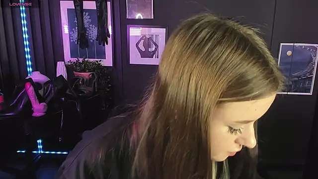 Lily Moonlight online show from 01/14/25, 11:42